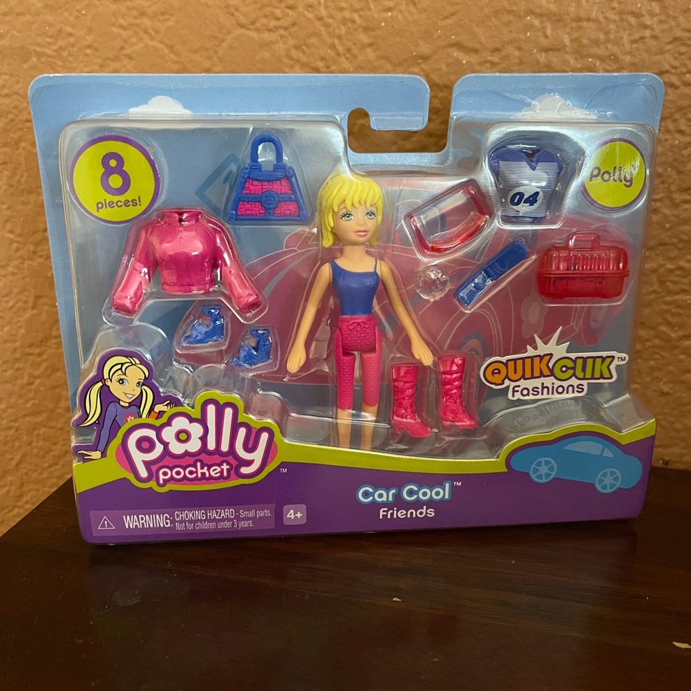 Polly Pocket Car Cool Friends Quik Clik Fashions NIB ( Polly)